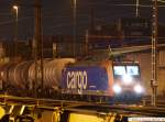 Re 482 006-4 wartet auf die Abfahrt mit seinem Kesselzug nach ??, dieser erfolgte dann um 23:05 erstmal in richtung Gbf Untert�rkheim. (10.03.2010)