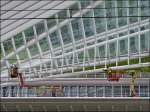 . Die wei�e Bahnkathedrale in Li�ge muss geputzt werden, damit sie auch immer im reinsten Wei� erstrahlt. 10.05.2013 (Jeanny)