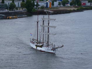(275'065) - Segelschiff auf der Elbe am 8.