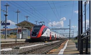 Auf der Jurasdfuss Strecke Lausanne - Biel/Bienne ist der Fernverkehr fest in der  Hand  der SBB RABe 500 ICN.