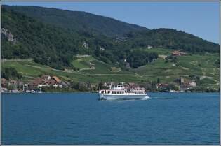 Vom BSG Motorschiff  Stadt Biel  konnte zwischen Twann und Ligerz das BSG Motorschiff  Chasseral  fotografiert werden.