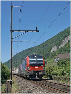 Kurz nach dem bergang von Doppel- auf Einspur bei Ligerz konnte ich die 193 051 mit einer weiteren SBB Cargo 193 fotografieren.
