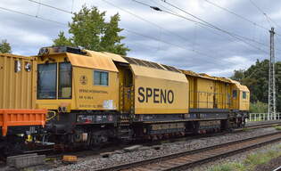Speno International SA  Schienenschleifzug Typ RR 16 MS-6 „Rail Rectifier 16 MS“ mit niederlndischer Registrierung mit der Nr.
