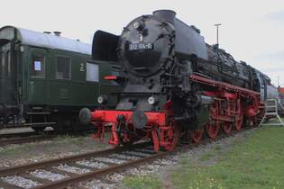 Am Tag der Schienen 21 September 2025 knnte Mann bei Rheincargo in Neuss am Kaiser eine netter Ausstellung von altere und ganz neue Loks der RhC beobachten.