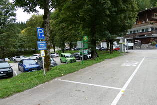 (280'470) - Bus-Haltestelle am 17.