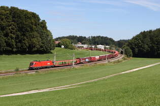 1116 099 mit einem leeren Autozug aus Salzburg kommend am 1.