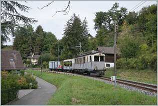 Les chemins de fer disparus - Die verschwundenen Bahnen (LLB 1915 - 1967) Der Leuk Leukerbad Bahn (LLB) Triebwagen mit der Anschrift ABFe 2/4 N 10 der Blonay Chamby Bahn ist mit passenden Wagen