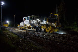 Die Baustelle Bahnhof Herdorf am Abend des 26 Oktober 2025 (ab 21:10 Uhr).