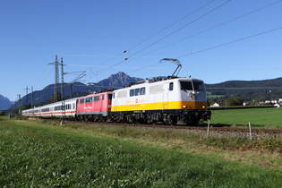 111 057 und 111 xxx mit dem  IC Knigssee  aus Berchtesgaden kommend am 15.