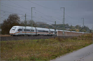 ICE 9257, '412 057 Bundesrepublik Deutschland' bei Schliengen.