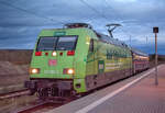 DB 101 088-3 stand am 19.12.2024 mit einem nightjet-Wagen der sterreichische Bundesbahnen (BB) am #Unstrutbahn Bahnsteig 5 in Naumburg (S) Hbf.