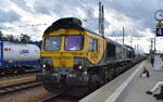 FDE – Freightliner DE GmbH, Berlin [D] mit der geleasten Claas 66 Lok  653-09  [NVR:  92 80 1 266 119-7 D-BRLL ] und einem Getreidezug am 30.07.25 Durchfahrt Bahnhof Ruhland.