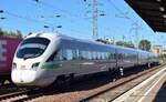DB Fernverkehr AG, Frankfurt (Main) mit ihrem ICE-T  TZ 1504 / 415 504-0  Taufname:  Heidelberg  (NVR:  93 80 5415 504-0 D-DB +....... )am 19.08.25 Hhe Bahnhof Schnefeld.