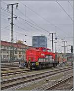 In Singen (Htw) steht im Gleisvorfeldi die SWEG 203 103-7 (UIC 92 80 1203 103-7 D- ALS) abgestellt.