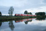 218 423-2 zieht sdlich von Wiesau/Oberpfalz den RE2 RE4857 Hof - Mnchen.