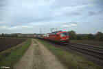 193 036 erreicht Treuchlingen mit einem KLV-Zug in Richtung Sden.