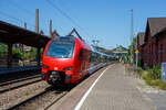 Der fnfteilige SWEX Stadler FLIRT 3 – 429 114 / 429 614, als RE 1  Sdwest-Express  (Kaiserslautern – Trier – Koblenz), verlsst am 01 Juli 2025 den Bahnhof