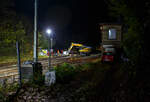 Blick auf die Baustelle Bahnhof Herdorf am Abend des 26 Oktober 2025 (21:30 Uhr).