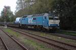 Es wird Abend am 21 September 2025 wann RDC 2700-07 mit der Syltshuttle in Niebll eintreft.