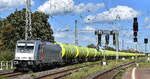 HSL Logistik GmbH, Hamburg-Tiefstack [D] mit der geleasten Akiem Lok  6186 262-2  [NVR-Nummer: 91 80 6186 262-2 D-AKIEM] und einem optisch tollen Kesselwagen-Ganzzug GATX Kesselwagen (fr