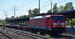 DB Cargo AG, Mainz [D] mit ihrer  189 059-9  [NVR-Nummer: 91 80 6189 059-9 D-DB] und einem fast leeren Containerzug Richtung Frankfurt/Oder am 19.08.25 Hhe Bahnhof Schnefeld.