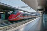 Der FS Trenitalia ETR 500 050 verlsst Roma Termin mit dem Ziel Venezia S.L.