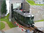 Als ich die kleine Lima SBB Re 4/4 I 10047 (Spur N) sah konnte ich nicht widerstehen...