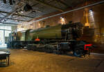 Die WD 73755 „Longmoor“, sptere NS 5085 (NS-Baureihe 5000), eine Dampflokomotive vom Typ WD Austeritt 2-10-0 / LMR 600 Gordon, gekuppelt mit einem vierachsigen Tender, am 29