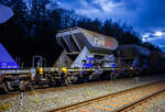 Zweiachsiger offener Schttgutwagen mit dosierbarer Schwerkraftentladung (Schotterwagen) 23 84 6437 478-0 NL-RP, der Gattung Fccpps, der voestalpine Track Solutions Netherlands B.V.