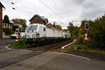Die an die sterreichische Weco Rail / Wenzel Logistics vermietete „weie“ SIEMENS Vectron AC – 193 011-4 (91 80 6193 011-4 D-ELOC) der ELL - European Locomotive Leasing