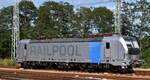 Die Railpool Lok  6193 088  [NVR-Nummer: 91 80 6193 088-2 D-Rpool], aktueller Leasingnehmer? hatte einen Tankcontainerzug zur bergabe an das Werk  BASF Schwarzheide gebracht (es folgte