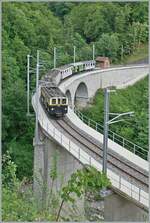 Das  Festival Suisse de la vapeur  (Schweizer Dampffestival 2025) begeistert zumindest mich auch immer wieder mit eklektisch betriebenen Zgen wie z.B hier mit dem MOB FZe 6/6 2002 der Blonay