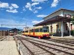 In Orbe wartet der OC Travys Be 4/8 No 3 auf die Abfahrt nach Chavornay.
