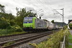 Bis 4485 010 mit einem Cargo Beamer bei der Durchfahrt in Bad Salzig.