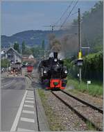 Gleich nach den Aufnahmen des  Valrose Nostalgie Exress  gelang in Blonay noch ein Bild der  SEG G 2x 2/2 N 105  Todtnau  der Blonay Chamby Bahn welche mit dem morgendlichen Dampfzug Blonay in