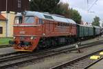 Am Freitag 26 September -ein Tag vor das STEAM56 Spektakel richtig entbrannte- rangiert KDS 781 592 einige MUseumswagen ins Bw von Benesov u Prahy und wird von Dtzende Eisenbahnfans gerne
