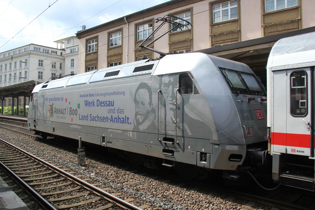 101 028-9 in Wuppertal Hbf am 12.07.2012