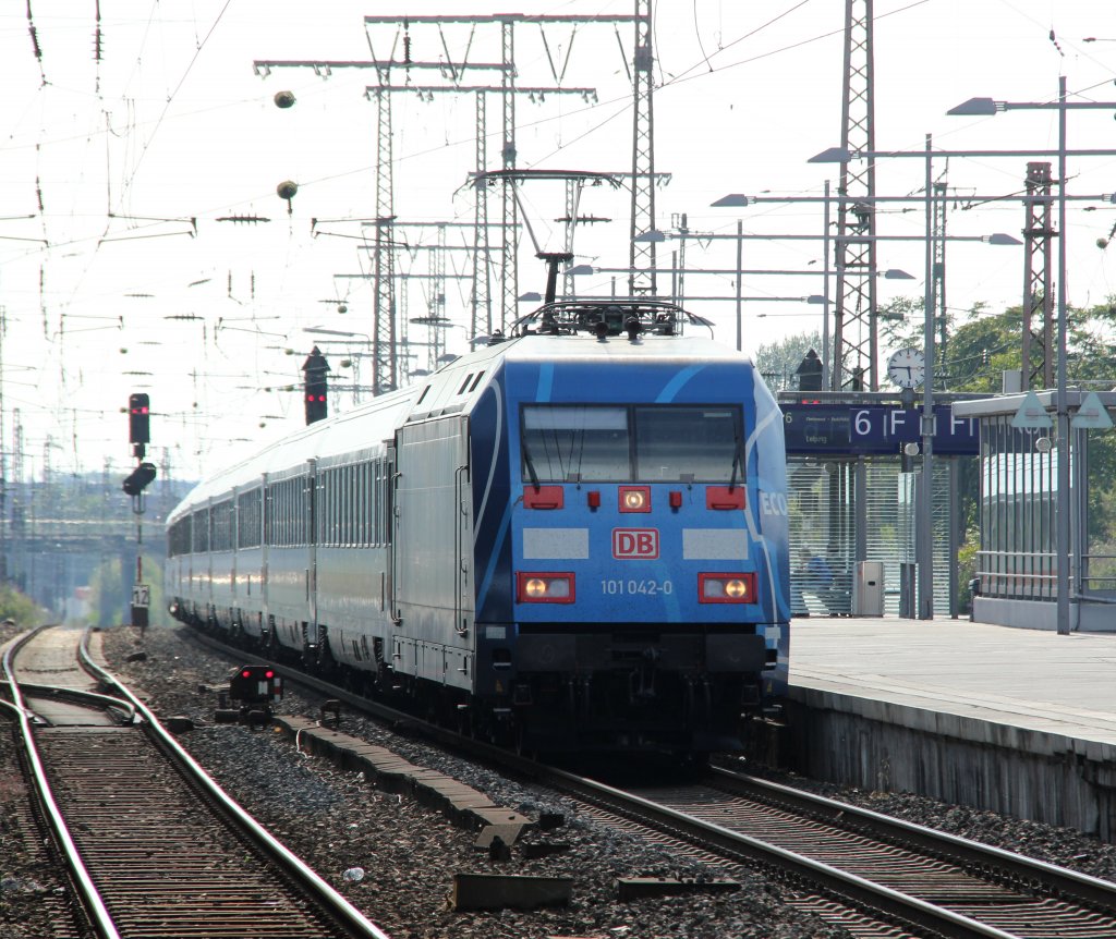101 042-0 in Essen Hbf am 22.07.2012