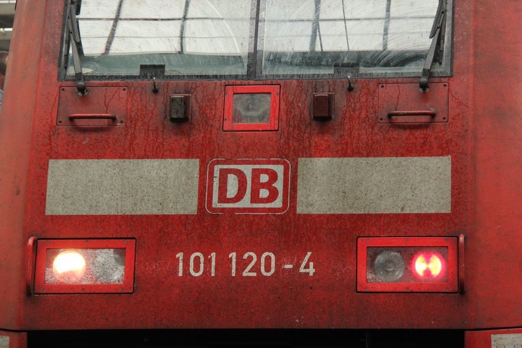 101 120-4 am 25.07.2012 in Mnchen Hbf