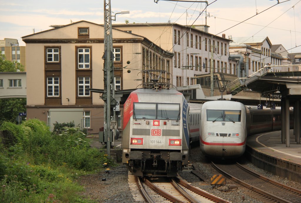 101 144 am 05.07.2012 in Wuppertal Hbf
