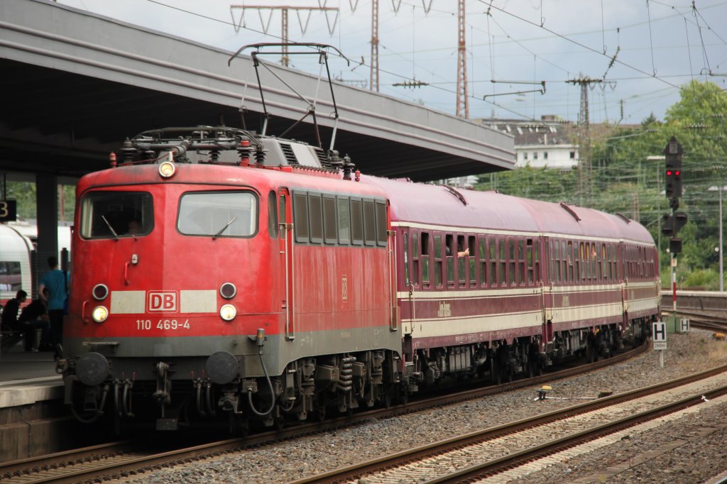 110 469-4 in Essen Hbf am 08.07.2012