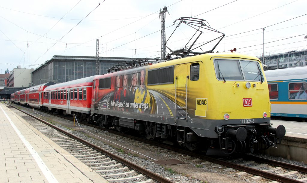 111 024-6 in Mnchen Hbf am 25.07.2012