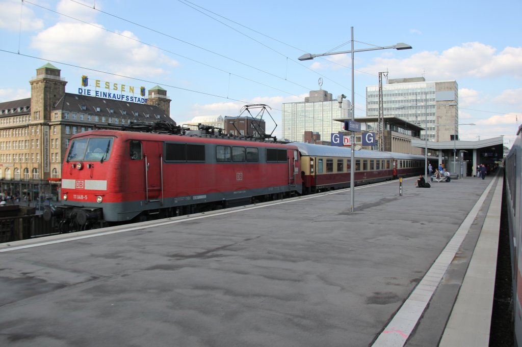 111 048-5 in Essen Hbf am 22.07.2012