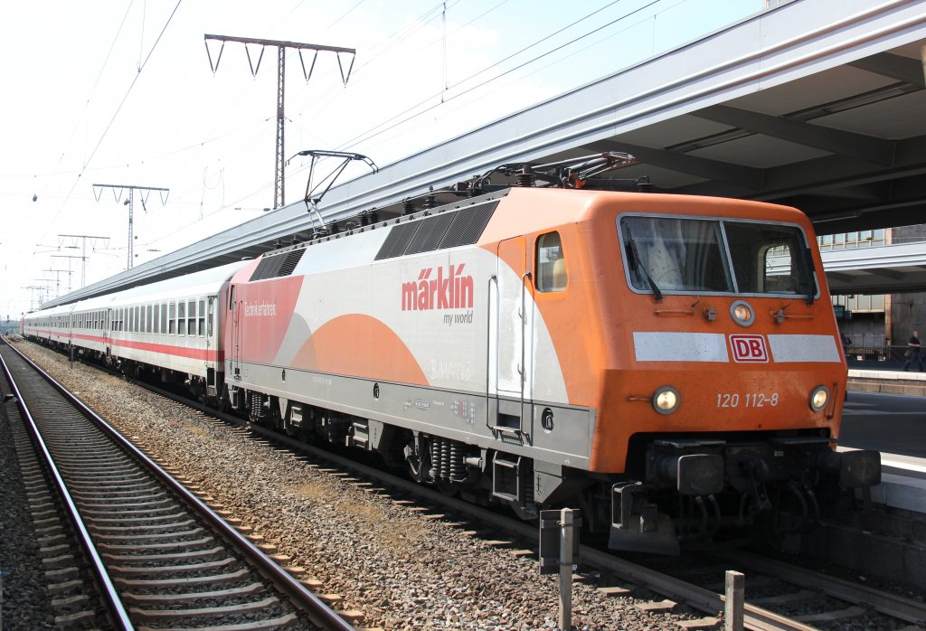 120 112-8 in Essen Hbf am 22.07.2012