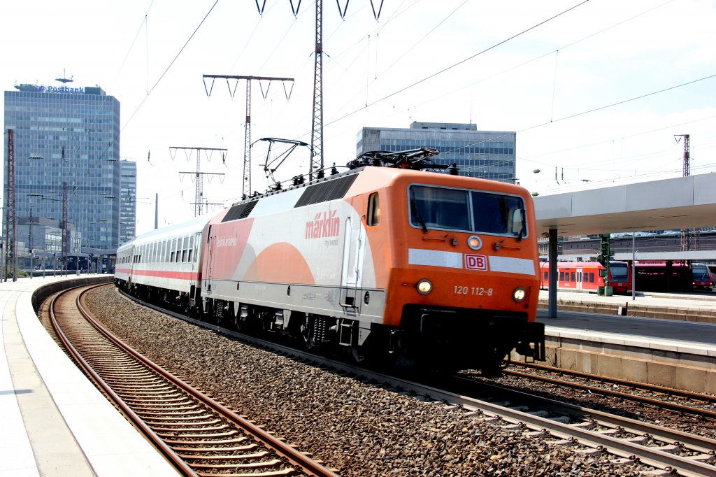 120 112-8 in Essen Hbf am 22.07.2012