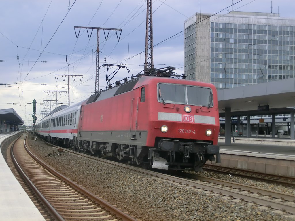 120 147 fhrt in Essen aus 5.8.2012
