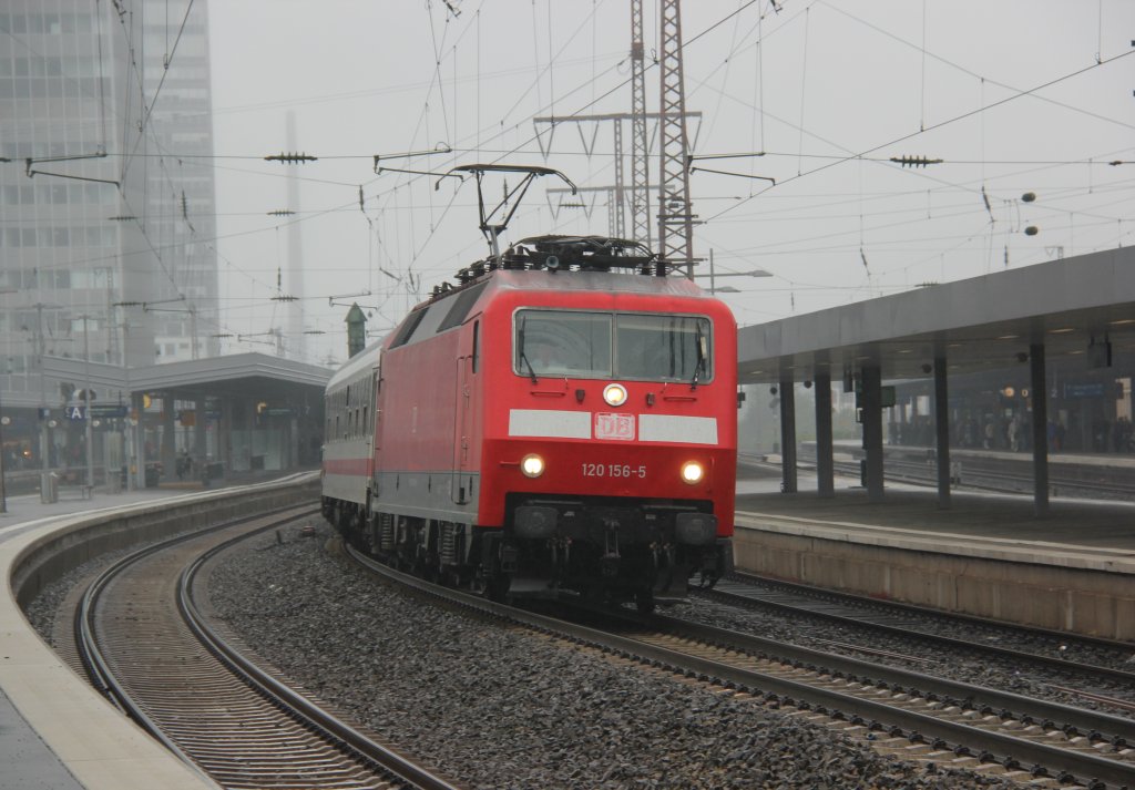 120 156-5 in Essen Hbf am 3.06.2012