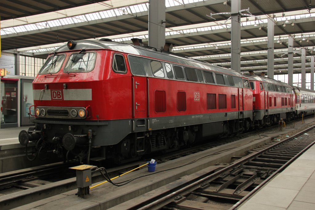 218 423-2 in Mnchen Hbf