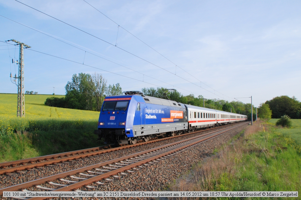 Die 101 100 mit nagelneuer Werbung fr  Meine Stadtwerke / energiewende  am IC 2151 Dsseldorf Hbf - Dresden Hbf am 14.05.2012 um 18:57 Uhr bei Ausfahrt aus Apolda bei Apolda/Heusdorf
