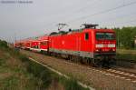 DB Regio 114 002-9 mit dem RE3 nach Elsterwerder. Sie ist die älteste in Berlin fahrende Lok aus der Baureihe (ex 212 002-0, gesichtet Berlin Schöneweide, 26.04.2009).